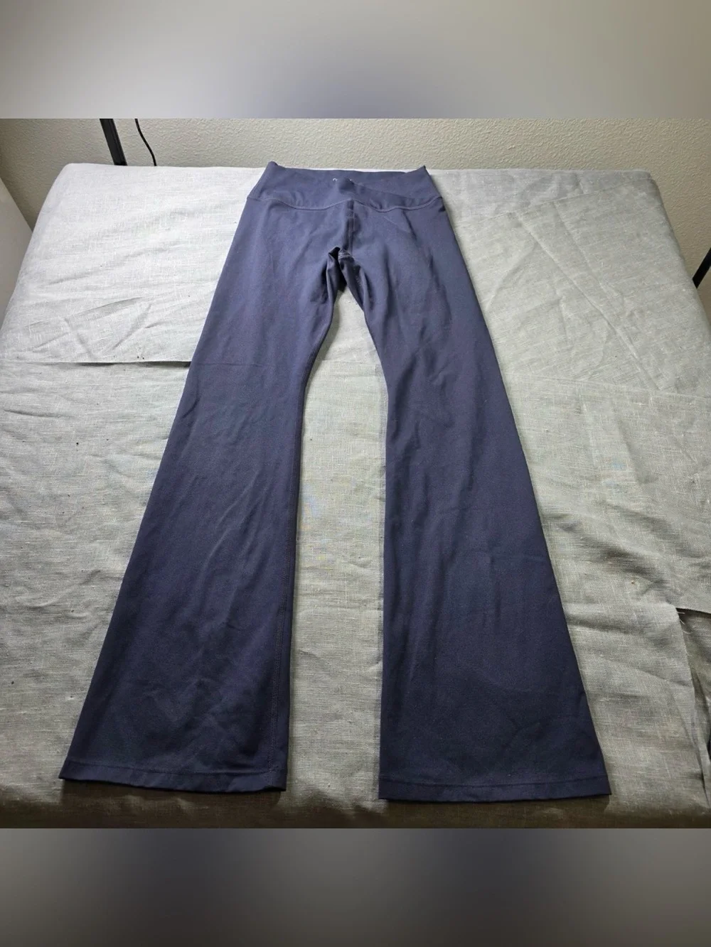 Calvin Klein Flared Leggings Women Size S Athletic Yoga Gym Pants - Picture 8 of 8
